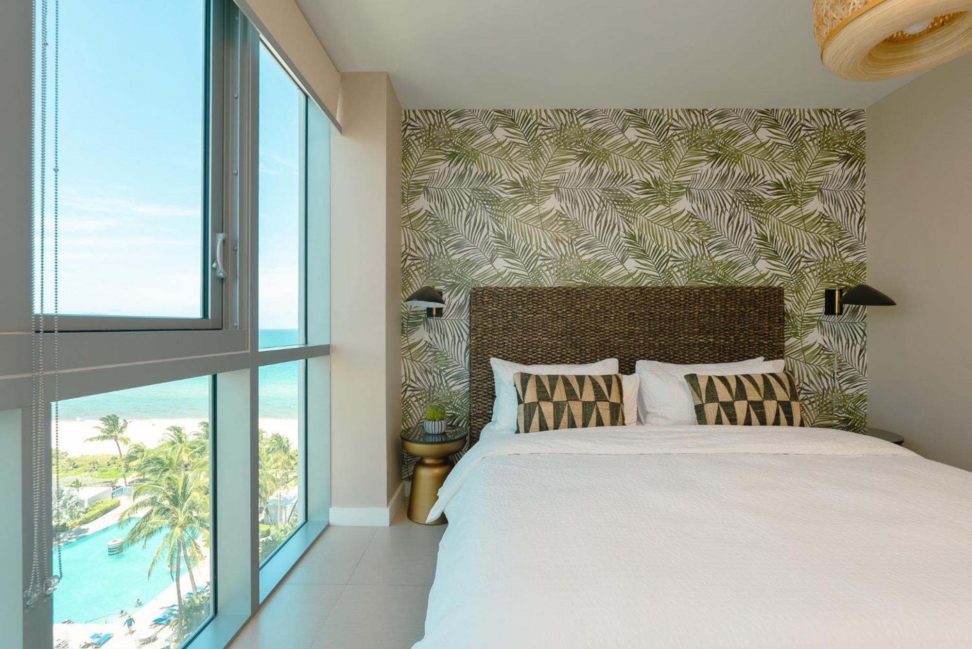 Ocean 2 Sky At Monte Carlo Miami Beach Bilik gambar