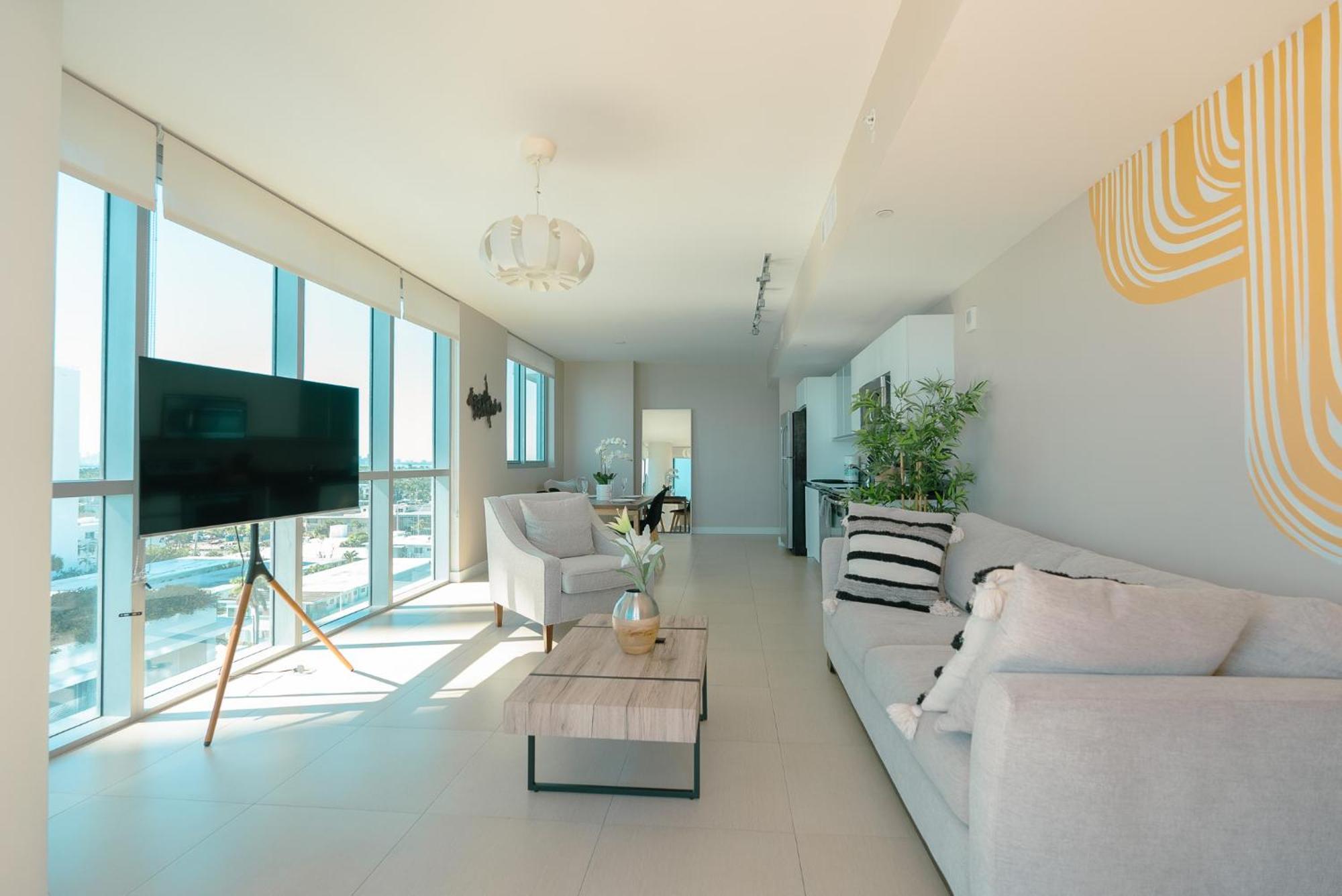 Ocean 2 Sky At Monte Carlo Miami Beach Bilik gambar