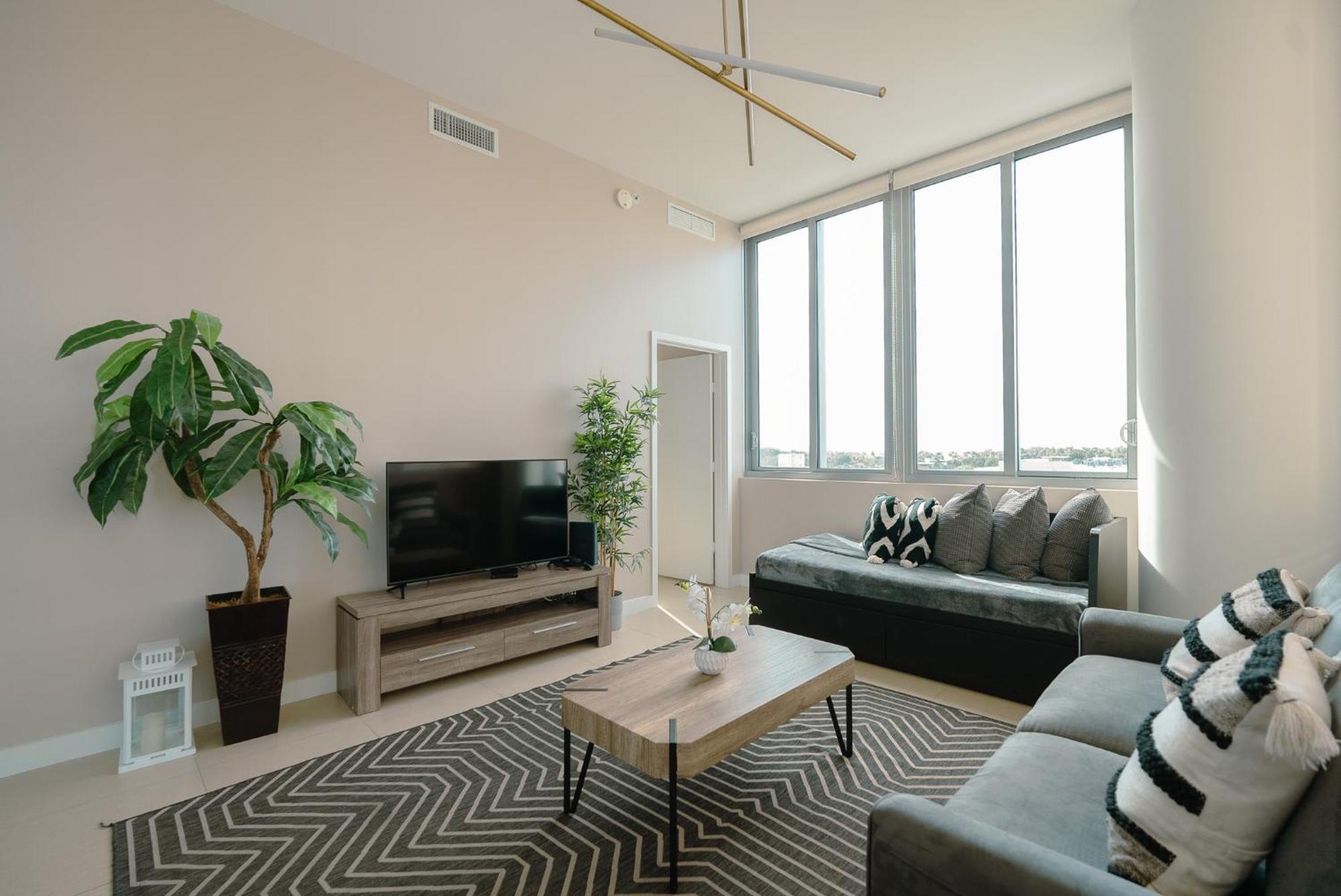 Ocean 2 Sky At Monte Carlo Miami Beach Bilik gambar